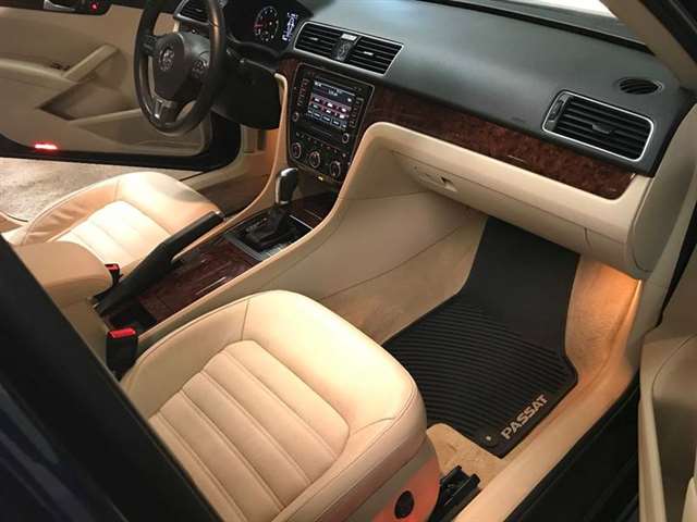 Volkswagen Passat 2012 photo 12